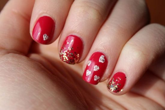 Display Bold Emotions using Glittery Red